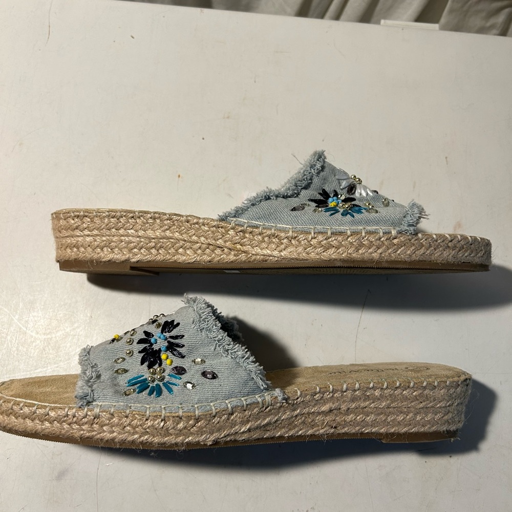 BellaVita blue denim beaded slide on sandals size 11 NWT - Picture 3 of 6